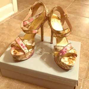 Jessica Simpson Sexy spring heels
